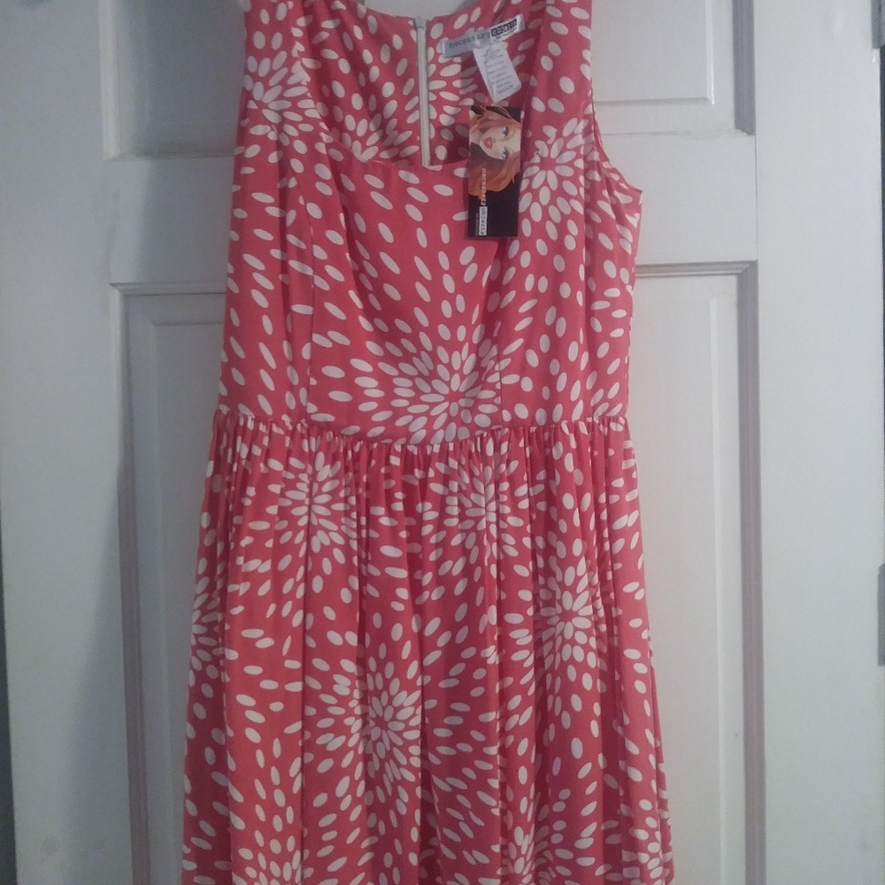 Necessary Objects NEW Pink & White Dress w/ Zipper